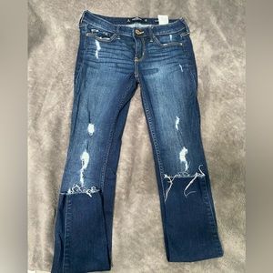 Hollister dark denim ripped jeans low rise width 25 length 30 size one